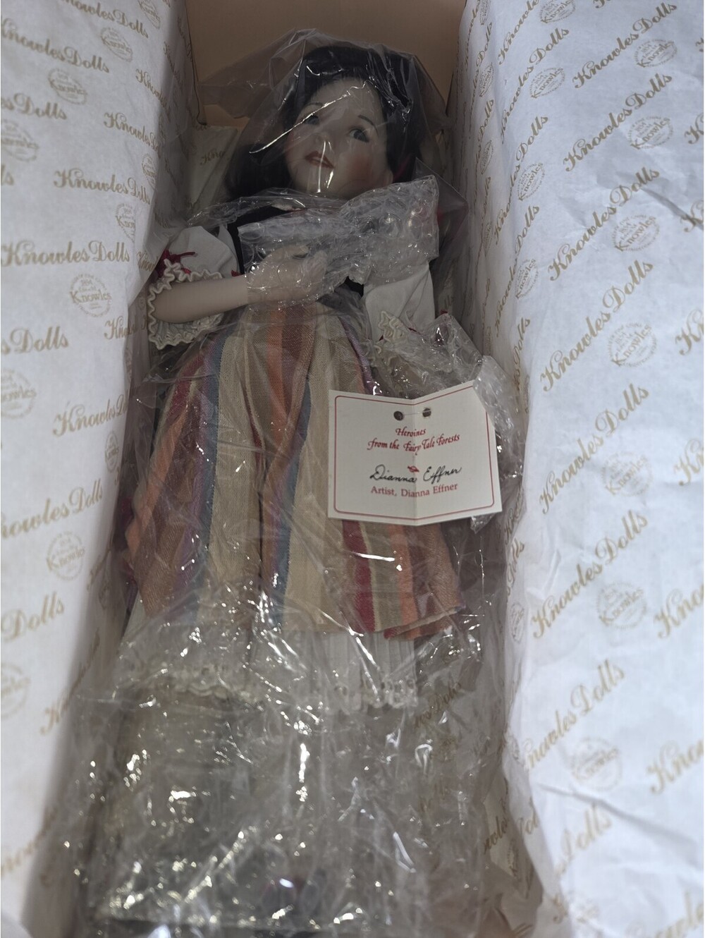 Vintage Knowles “Heroines From The Fairy Tale Forests” Snow White 1990  Doll Si3